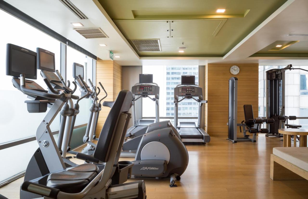 Sivatel Bangkok Hotel Ngoại thất bức ảnh A gym at a hotel